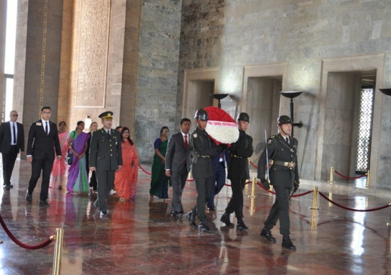 Ambassador pay respect to the eternal resting place of the founding father of the Republic of Turkey