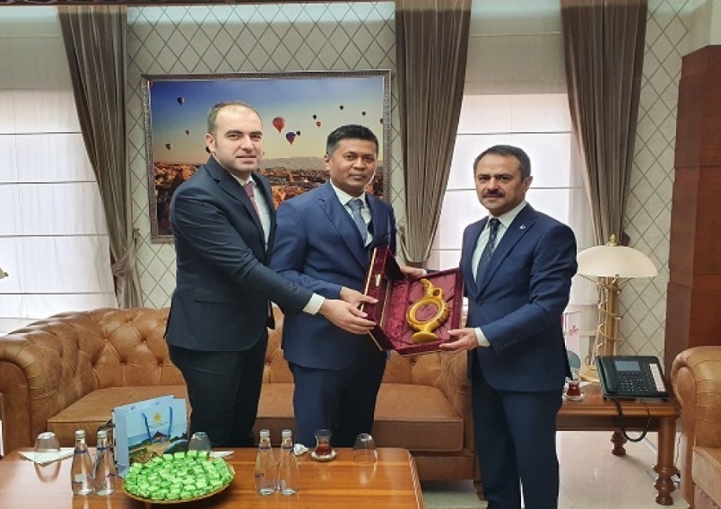 Ambassador meets Governor of Nevsehir and the Chairman of Nevsehir Chamber of Commerce and Industry