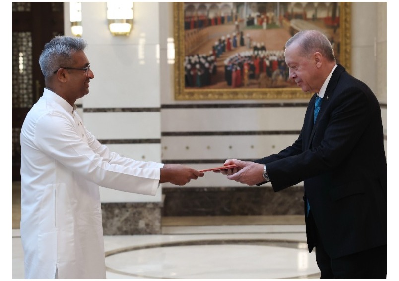 Niluka Kadurugamuwa presents Credentials as Ambassador of Sri Lanka to the Republic of Türkiye